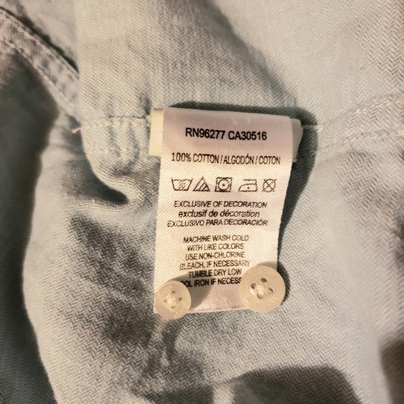 Vans Short Sleeve Light Blue Botton Up Shirt - Picture 6 of 6